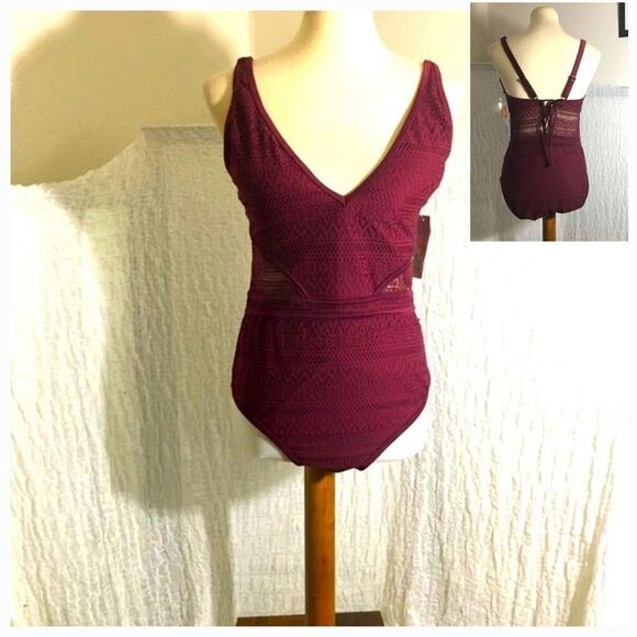 Attracosports NWT Burgandy Crochet Style One Piece Swimsuit Size Large - Picture 1 of 10